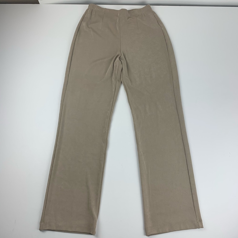 Chicos Travelers Womens 0 Regular Tan Pants Slinky